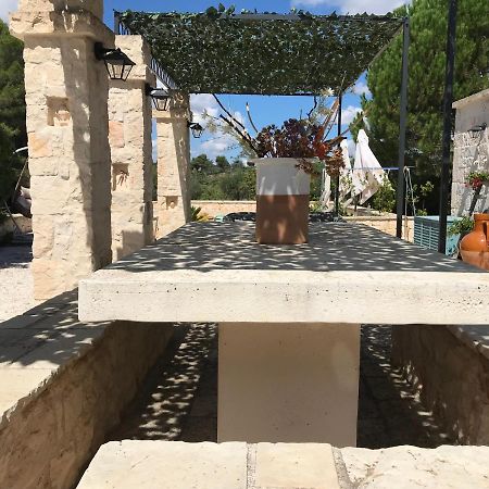 アルベロベッロ Trullo Grace -Trulli Anti' Charme & Relax Bed & Breakfast エクステリア 写真