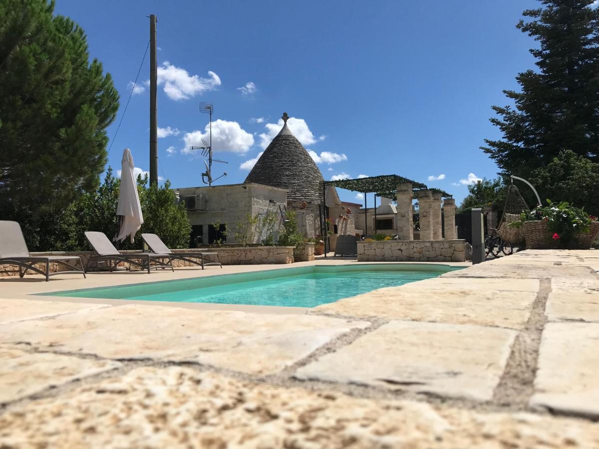 アルベロベッロ Trullo Grace -Trulli Anti' Charme & Relax Bed & Breakfast エクステリア 写真